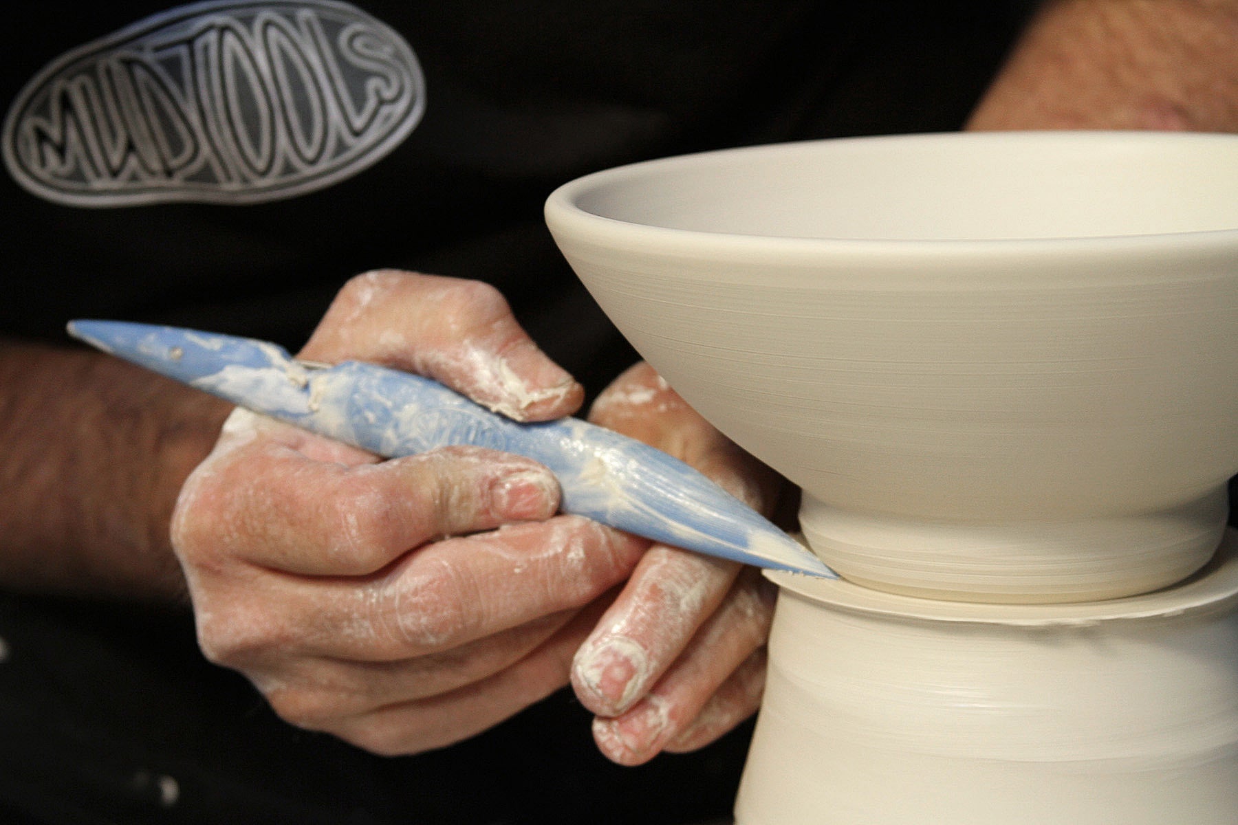 Artist Michael Sherrill using Mudshark